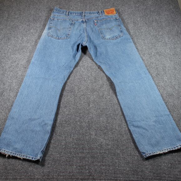 Levi’s 517 Jeans Mens 38x32 Light Blue Bootcut 100% Cotton Zip Fly - Picture 6 of 13